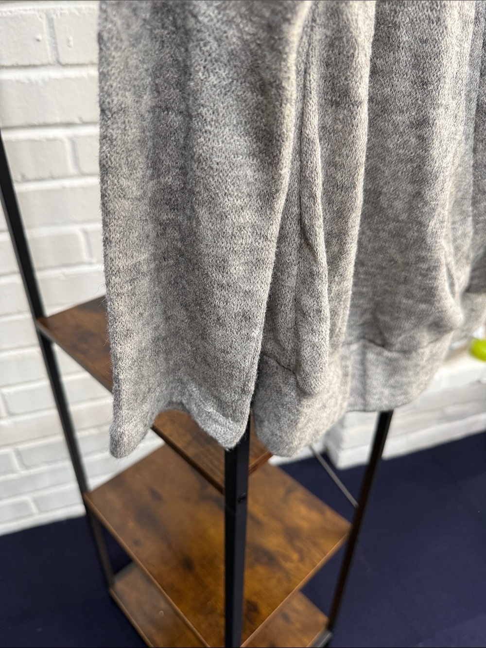 Cozy Gray Crisscross V-Neck Knit Top - Picture 4 of 4